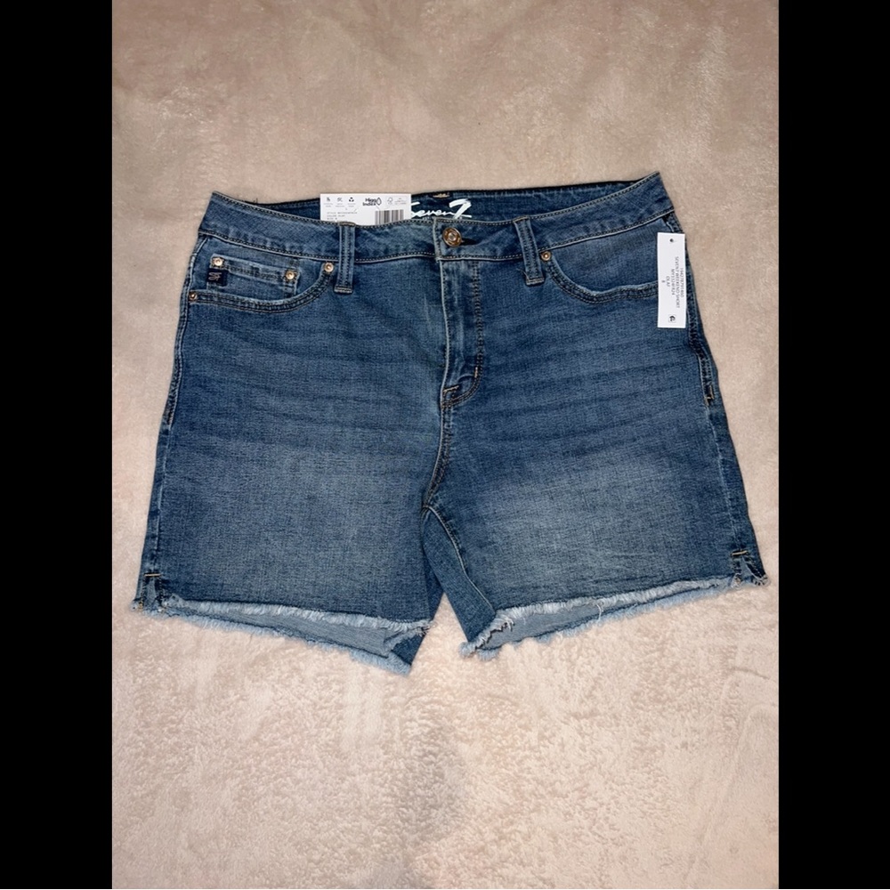 NWT Seven7 Brand Denim 5” Weekend Short